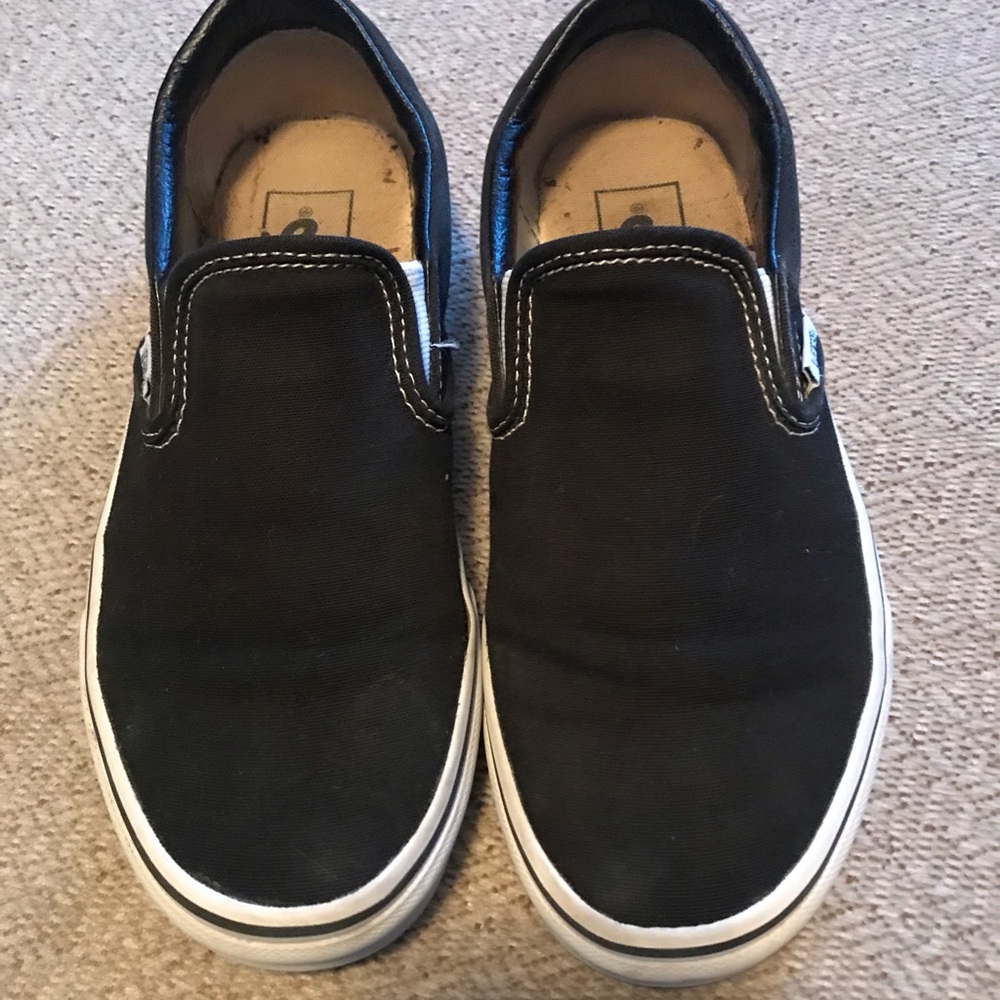 Women’s Vans sz 6.5 black slip on